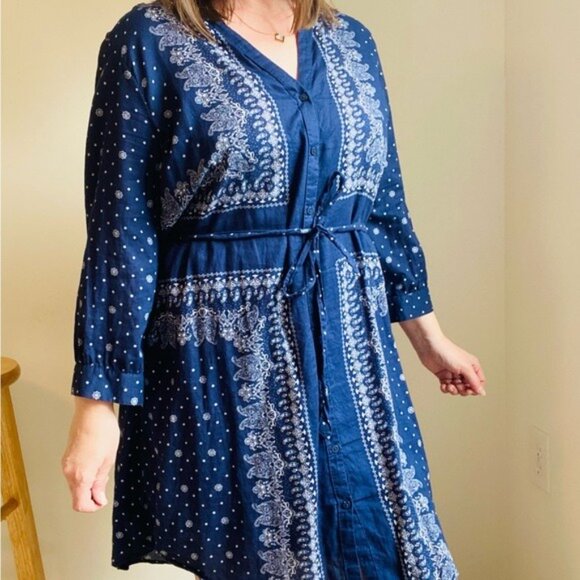 Old Navy Women's Navy Blue Handkerchief Pattern Button-Down Dress W/ Belt Size L - Picture 7 of 7